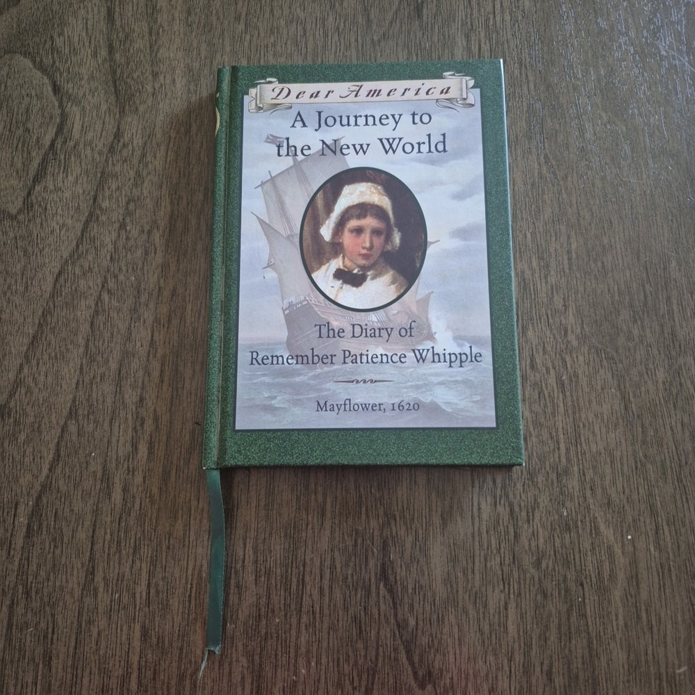 A Journey to the New World: The Diary of Remember Patience Whipple, - VERY GOOD